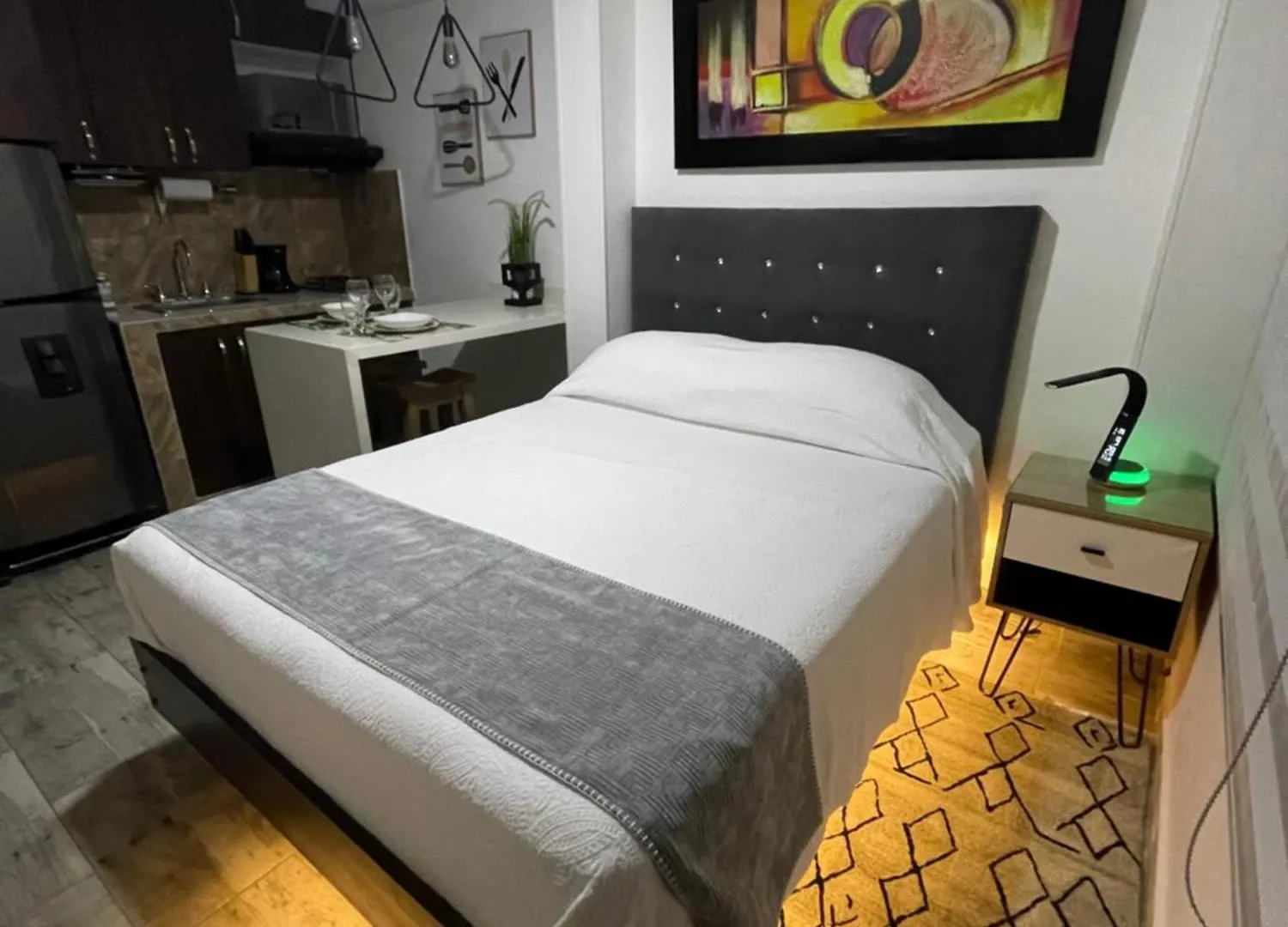 Cozy Y Stylish Private Studio 201 Cali 0*,